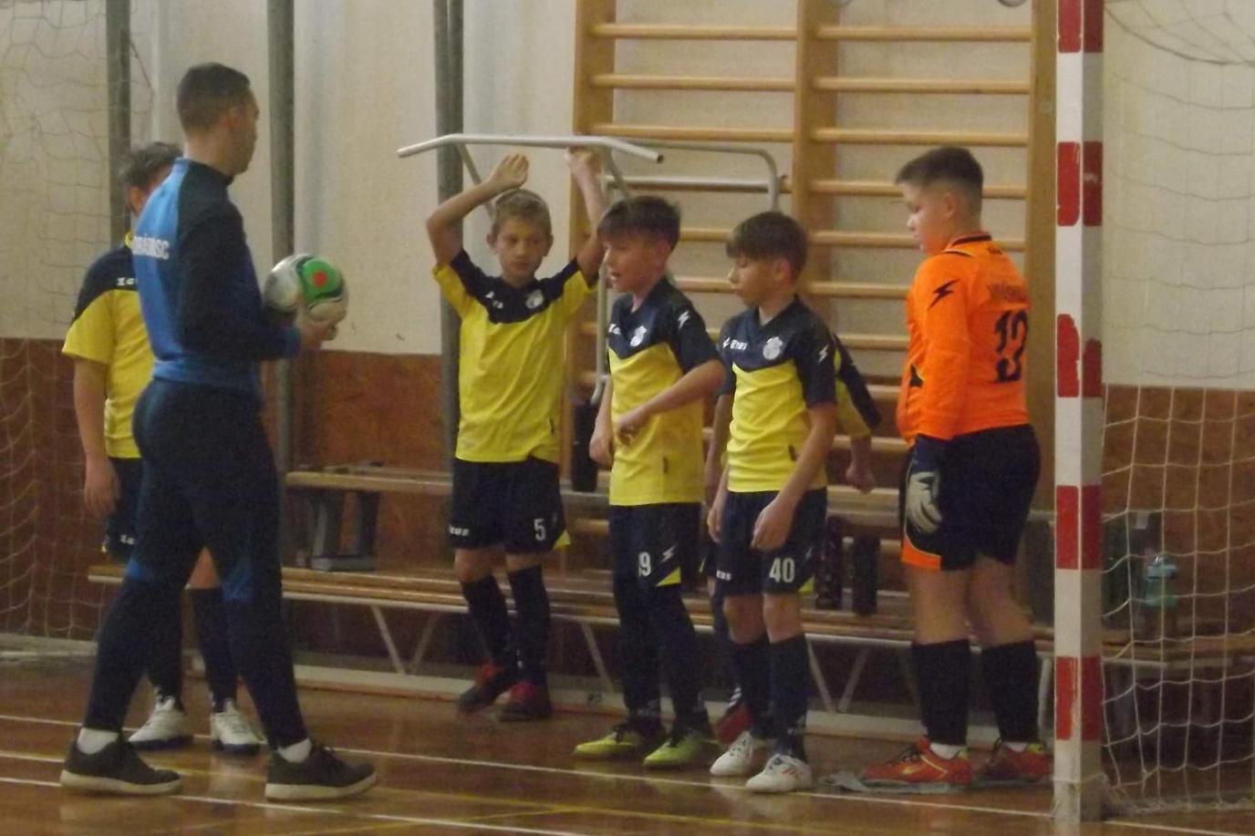 Els helyen az U11 a futsal bajnoksgban